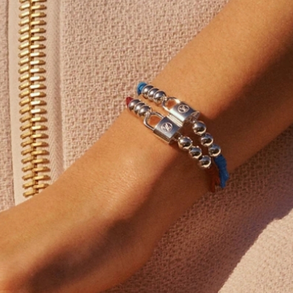 Louis Vuitton silver lockit bracelet - Picture 2 of 5